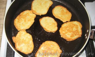 Картофельные драники - шаг 6