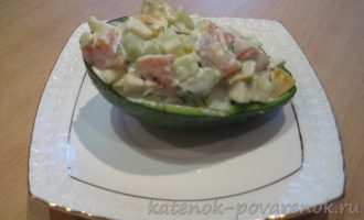 Салат с семгой и авокадо - шаг 11