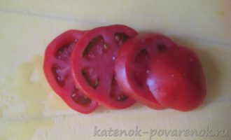 Треска, запеченная в мультиварке с помидорами и сыром - шаг 2