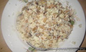 Котлеты из картофельного пюре и шампиньонов - шаг 6