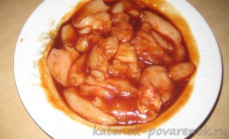 Куриное филе в томатно-медово-соевом соусе - шаг 4