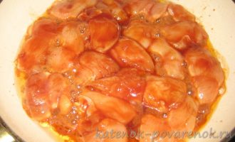 Куриное филе в томатно-медово-соевом соусе - шаг 5