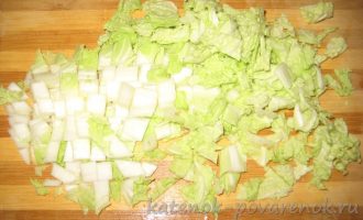 Салат с креветками и крабовым мясом - шаг 7