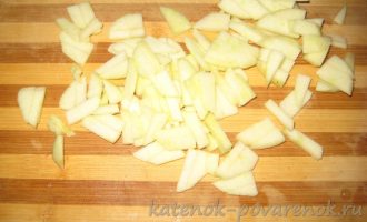 Салат из яблок и сельдерея - шаг 2