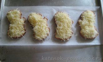 Горячие бутерброды с сыром в духовке - шаг 4