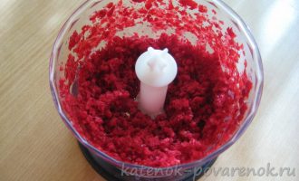 Брусничный морс из замороженной ягоды - шаг 2