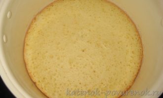 Бисквит для тортов в мультиварке - шаг 6