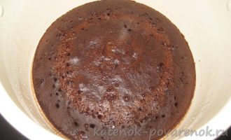 Шоколадный торт со сметанным кремом - шаг 6