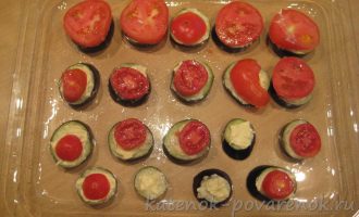 Баклажаны с сыром и помидорами, запеченные в духовке - шаг 10