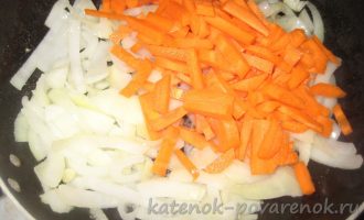 Рецепт томатной подливки с луком и морковью - шаг 4