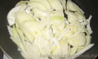 Салат с кальмарами и сыром - шаг 2