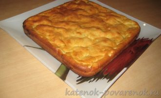 Рецепт пирога на кефире с брынзой и зеленью - шаг 14