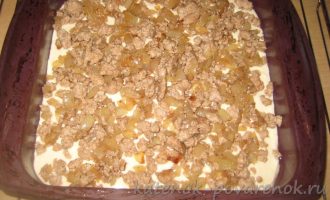 Рецепт пирога на кефире с фаршем и луком - шаг 15