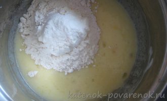 Рецепт кексов с черникой - шаг 5