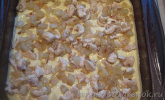 Рецепт пирога на кефире из куриного филе и картофеля - шаг 16
