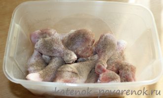 Шашлык из куриной голени в майонезно-чесночном маринаде – шаг 2
