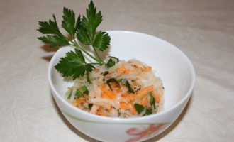 Салат из дайкона с морковью