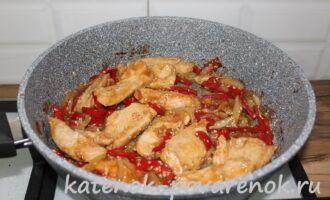 Куриное филе в соусе терияки с болгарским перцем – шаг 14