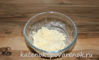 Салат из дайкона с яйцом – шаг 5