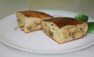 Заливной пирог на кефире с картофелем и грибами – шаг 19